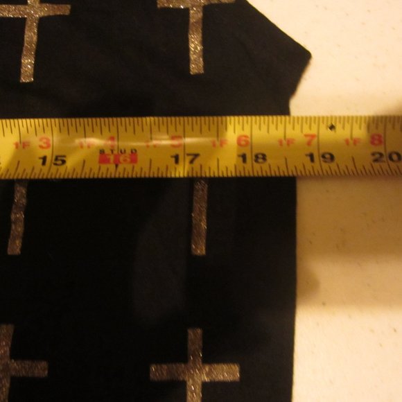 Women's Size S XXI Top with glittery gold crosses - Picture 4 of 16